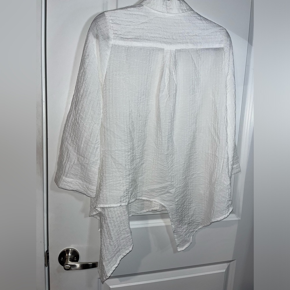 Pink Ripple White Flowy Real Shell Button Down Collared Blouse Size Small - Picture 6 of 14